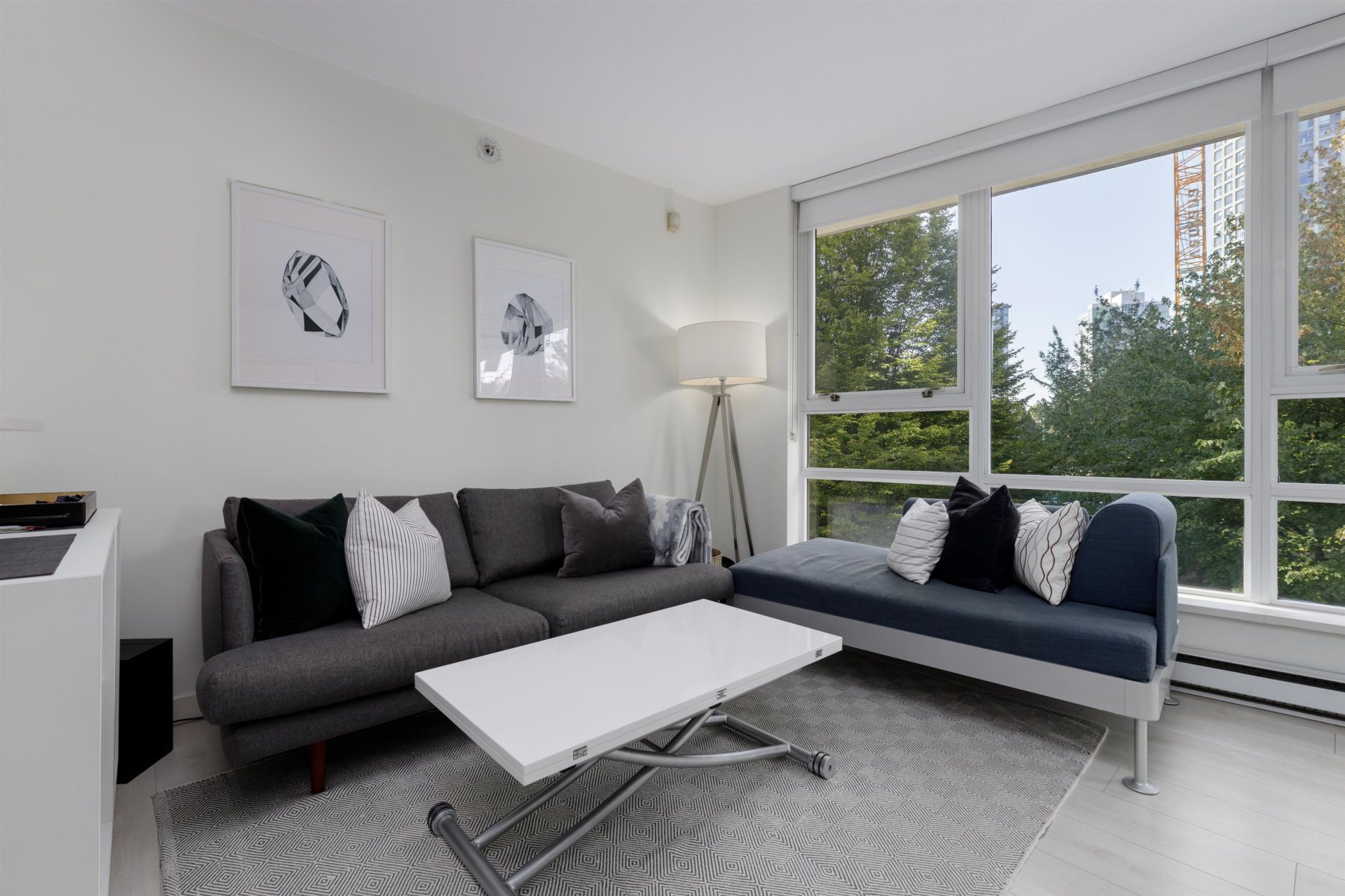 301 928 BEATTY STREET real estate listing in VANCOUVER, BC